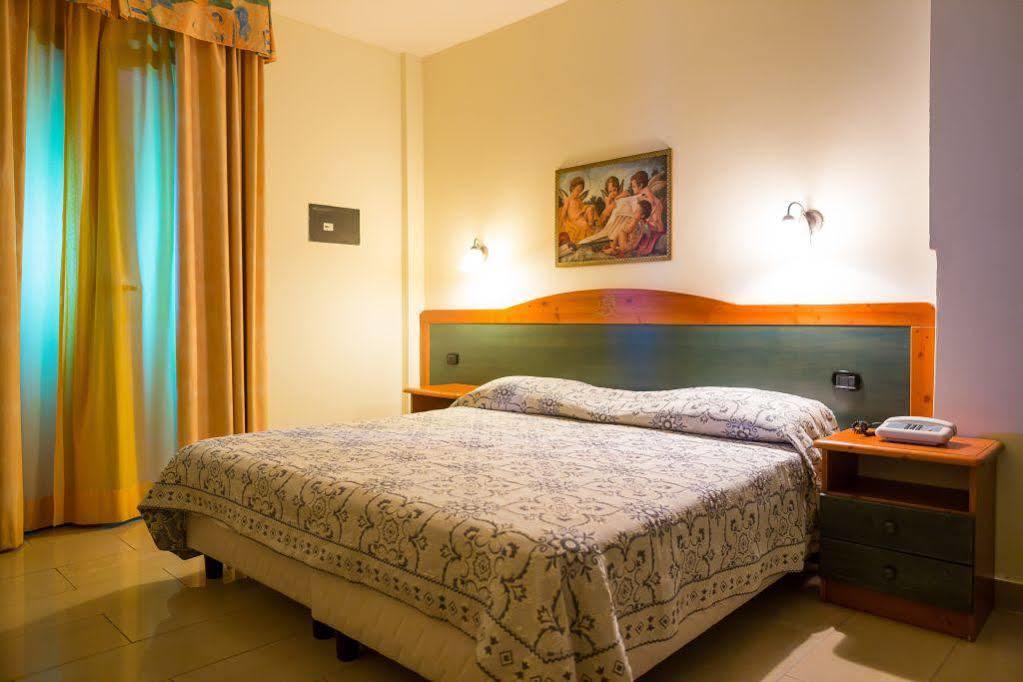 Barone Di Mare Hotel Melendugno Eksteriør billede